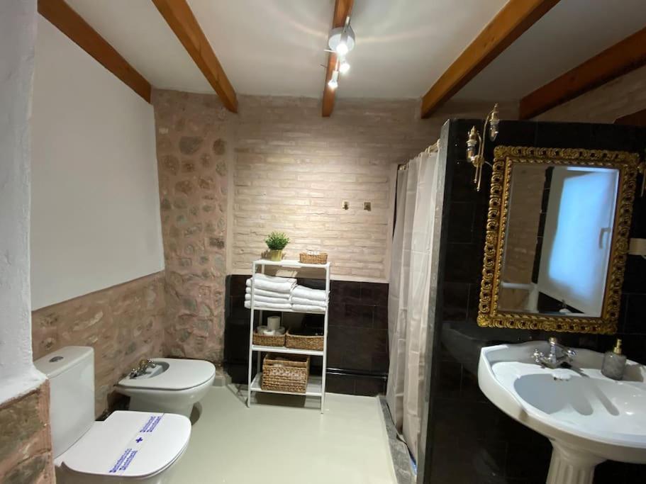 Apartamentos Ca Federo, Casa La Tia Elena Hinojosa del Duque Kültér fotó