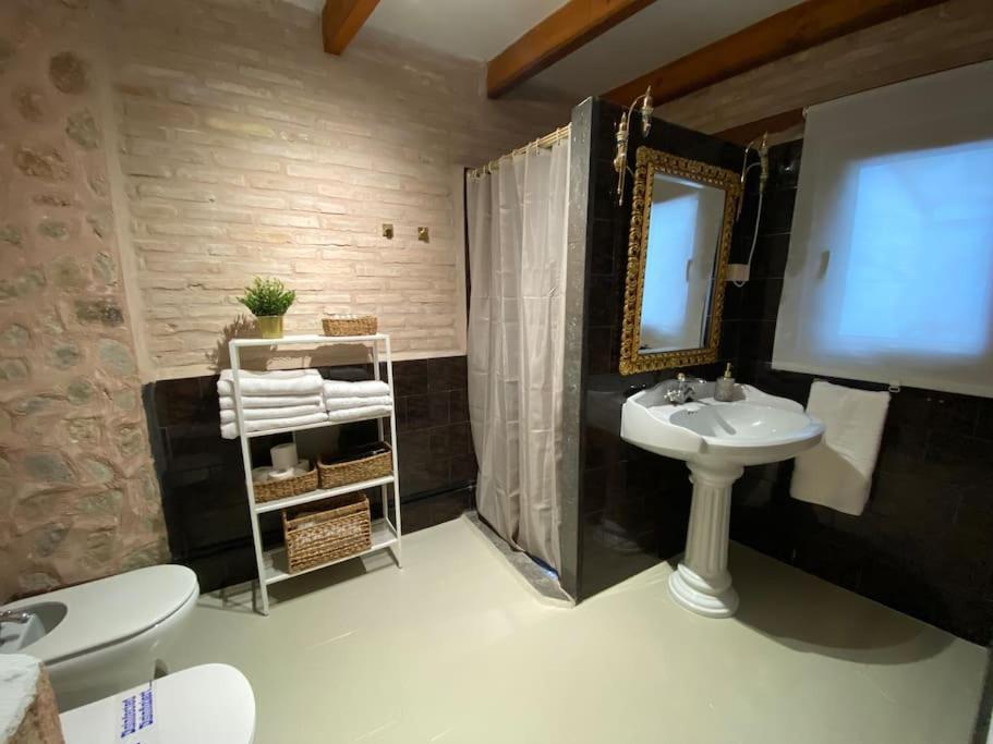 Apartamentos Ca Federo, Casa La Tia Elena Hinojosa del Duque Kültér fotó
